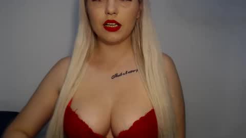 Teeyara  online show from November 9, 2:37 pm