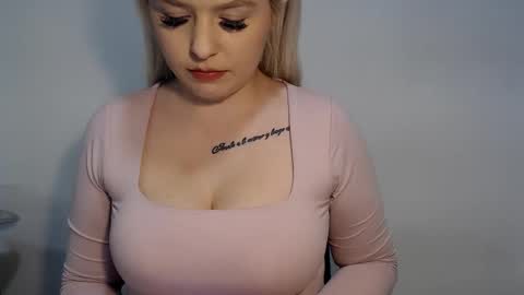 Teeyara  online show from January 5, 5:27 pm