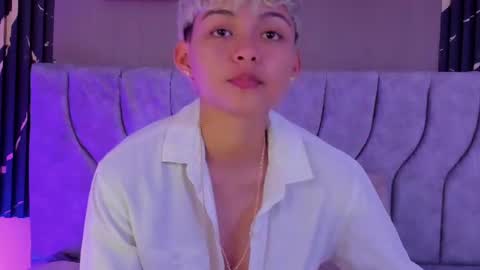 Snapshot of tefi_meow_ chatting on June 21, 11:57 am Estefani online show from June 21, 11:57 am