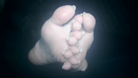 Viv West online show from October 4, 1:25 am