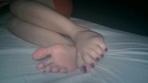 Viv West online show from November 22, 4:22 am