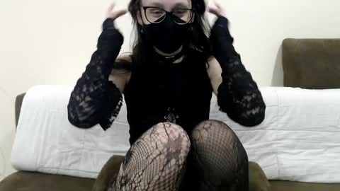ruth online show from May 14, 4:36 pm