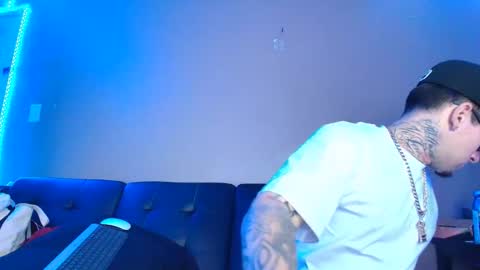 tempsnasty online show from January 19, 2:26 am