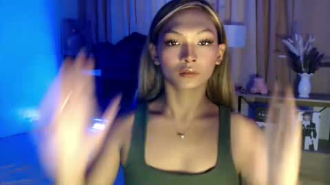 temptation_ashley online show from May 7, 8:20 am