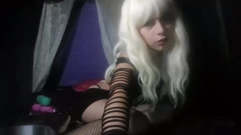 temptedbrat online show from May 16, 6:21 am