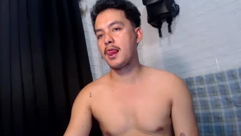 tempting_jon online show from November 20, 9:31 am