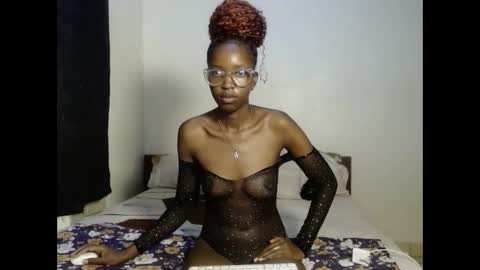 tempting_vibe online show from January 18, 10:46 pm