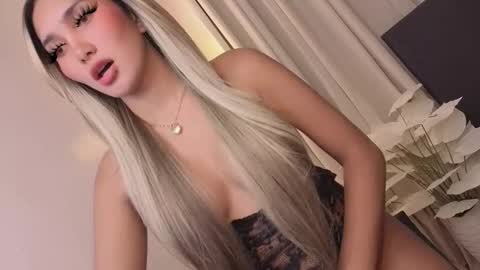 Call me LARS online show from March 25, 11:16 am