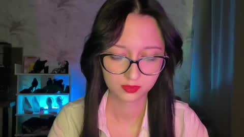 temptingvision online show from May 6, 9:58 am