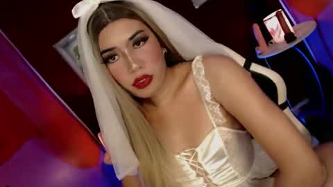 Snapshot of temptressxx_69 chatting on January 15, 5:49 pm temptressxx_69 online show from January 15, 5:49 pm