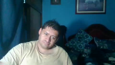 Snapshot of tender_eldelatienda chatting on December 3, 5:09 am Fabio Canavaro online show from December 3, 5:09 am