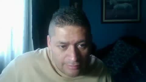 Snapshot of tender_eldelatienda chatting on December 9, 10:09 pm Fabio Canavaro online show from December 9, 10:09 pm