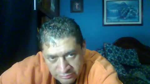 Snapshot of tender_eldelatienda chatting on August 1, 12:10 am Fabio Canavaro online show from August 1, 12:10 am