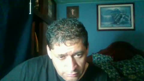 Snapshot of tender_eldelatienda chatting on August 2, 4:00 am Fabio Canavaro online show from August 2, 4:00 am