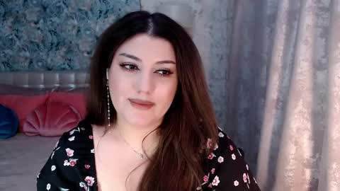 Snapshot of tenderlybae12 chatting on February 24, 5:33 am Tenderlybae online show from February 24, 5:33 am