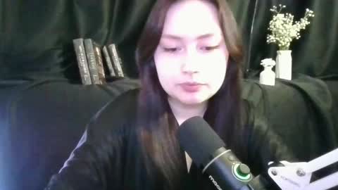 Snapshot of tendre_amelia chatting on April 23, 12:51 pm tendre_amelia online show from April 23, 12:51 pm