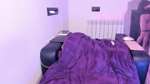 Kira online show from March 15, 7:42 pm