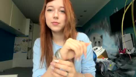 Snapshot of tenniefiesel chatting on July 12, 7:21 am Alex online show from July 12, 7:21 am