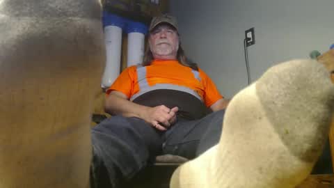Snapshot of tennredneck chatting on February 28, 2:23 am Tennredneck online show from February 28, 2:23 am