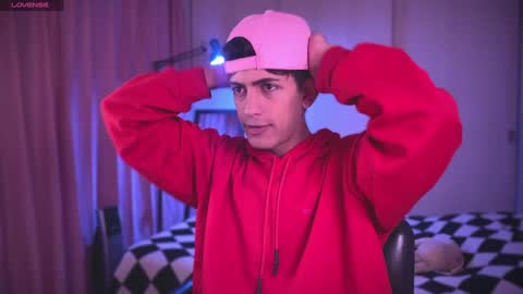 teo brown Independent model online show from January 31, 1:45 pm