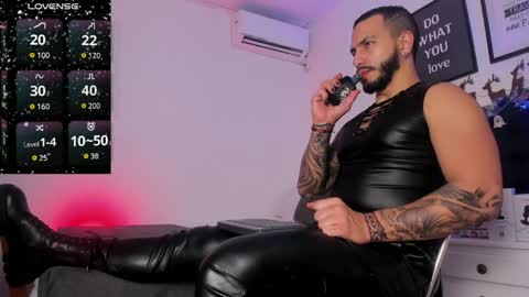 Teo Ferrer online show from December 27, 10:05 pm