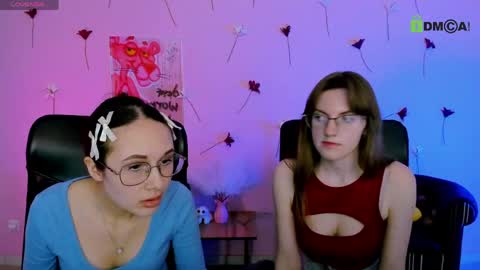 Snapshot of teresa_shy chatting on May 31, 7:26 pm your love online show from May 31, 7:26 pm