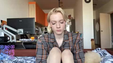 Anna online show from March 31, 5:41 am