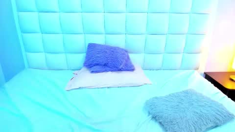 Snapshot of teresasroom_ chatting on February 26, 1:43 pm Teresa online show from February 26, 1:43 pm