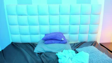 Snapshot of teresasroom_ chatting on May 6, 2:11 pm Teresa online show from May 6, 2:11 pm
