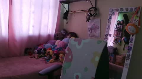 Terra Elowen online show from May 14, 2:24 pm