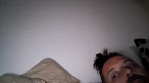 Snapshot of terre28 chatting on February 28, 1:47 am terre28 online show from February 28, 1:47 am