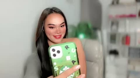 Snapshot of terri_jean69x chatting on December 4, 2:09 am TERRI the girl will hunt you online show from December 4, 2:09 am