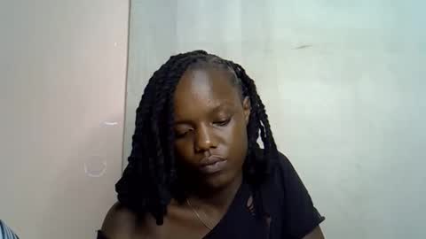 terriam online show from November 4, 5:45 pm