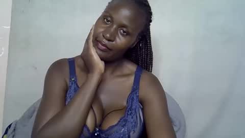 terriam online show from November 28, 9:56 am