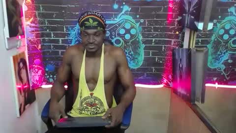 terry_zyzz online show from May 1, 12:21 pm
