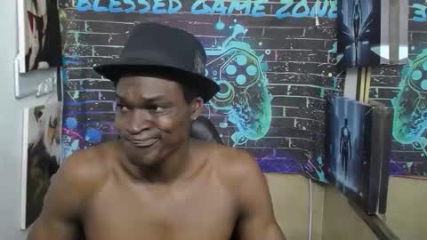 terry_zyzz online show from May 17, 12:12 pm