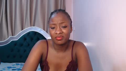 Tacy online show from February 15, 9:59 pm