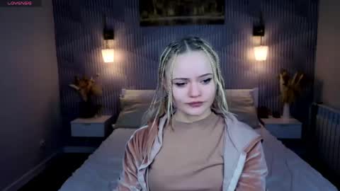 Snapshot of tessa_ashe chatting on April 22, 1:41 am Tessa online show from April 22, 1:41 am