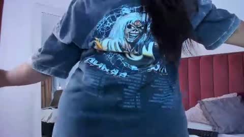 Snapshot of tessa_sinclaire chatting on June 10, 10:08 pm TERESA online show from June 10, 10:08 pm