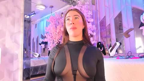  TESSA COOPER1  online show from November 6, 11:26 pm