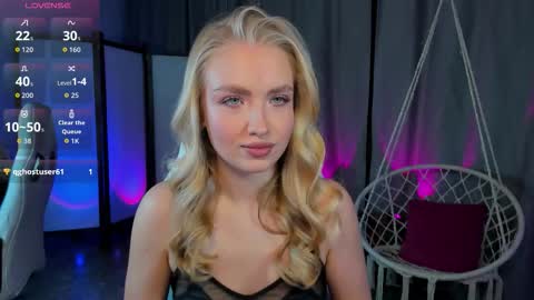 TessaHamilton online show from December 14, 9:47 am