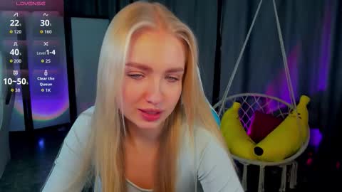 TessaHamilton online show from February 3, 12:54 pm