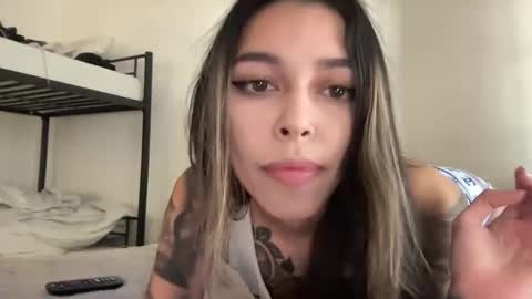 Snapshot of tessasavanna chatting on January 21, 12:25 am tessasavanna online show from January 21, 12:25 am