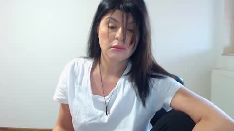 Snapshot of tessnaughty chatting on February 8, 9:03 am naughty tess online show from February 8, 9:03 am