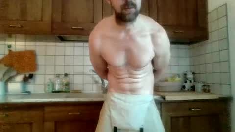 Snapshot of testosterone20222 chatting on January 17, 12:10 pm Testosterone20 online show from January 17, 12:10 pm