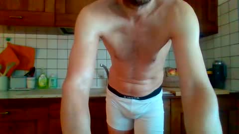 Snapshot of testosterone20222 chatting on February 3, 11:53 am Testosterone20 online show from February 3, 11:53 am