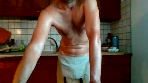 Snapshot of testosterone20222 chatting on September 17, 11:12 am Testosterone20 online show from September 17, 11:12 am