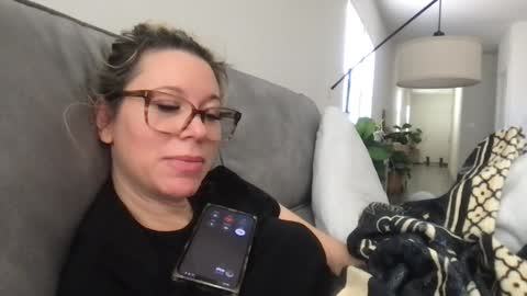 Daphne Summers online show from November 4, 4:17 pm