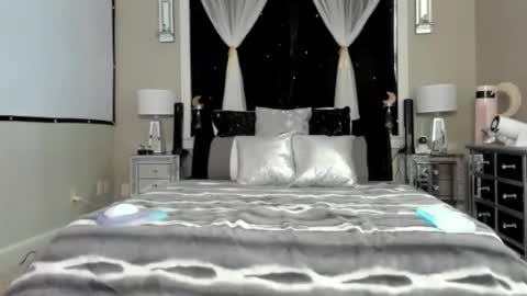 peachy online show from December 1, 5:29 pm