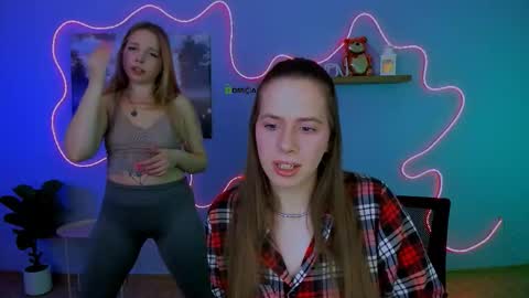 Snapshot of teya_starling chatting on February 28, 8:48 am teya_starling online show from February 28, 8:48 am